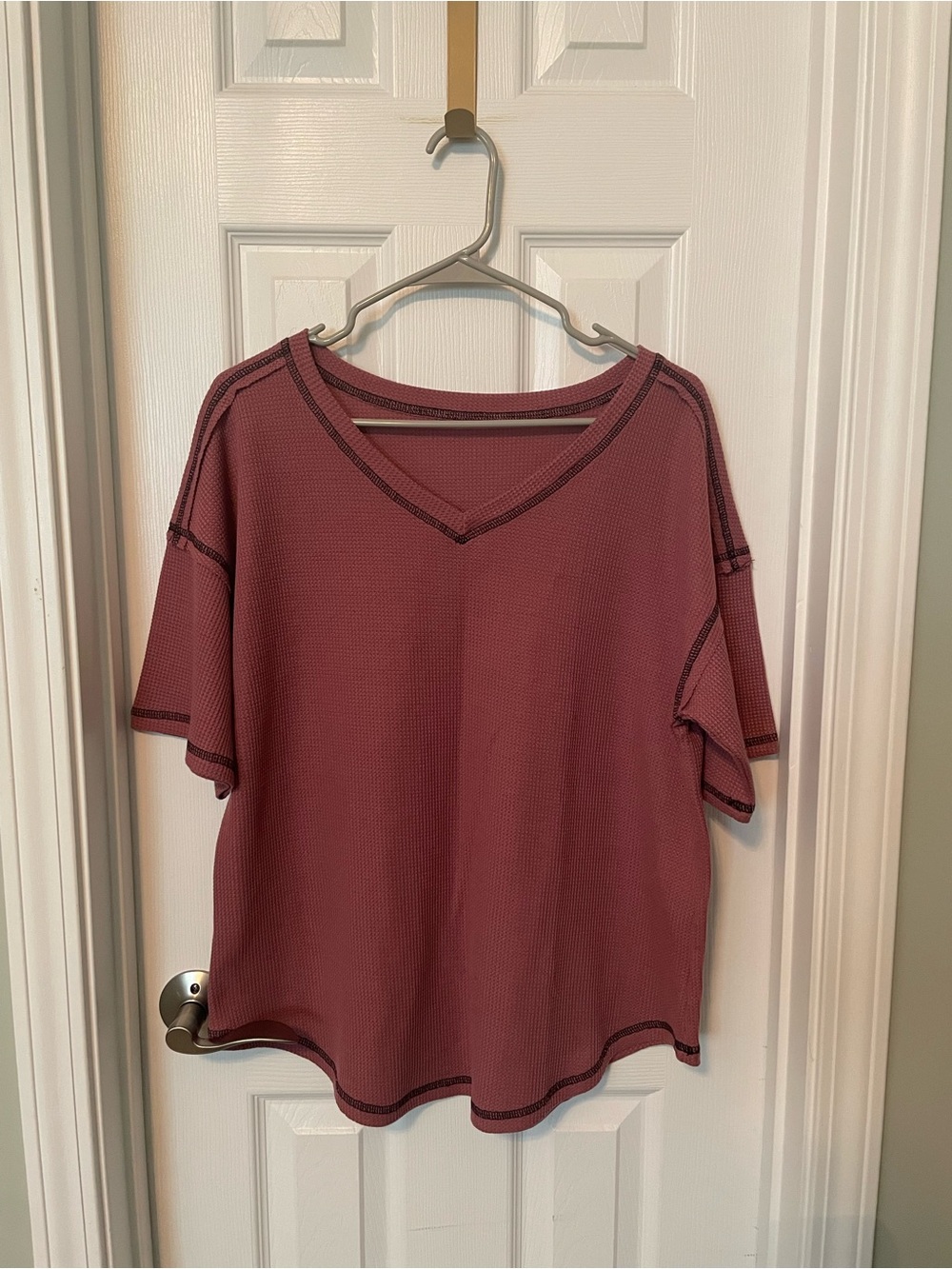 Unbranded Women’s V-Neck Short Sleeve Waffle Knit Top.